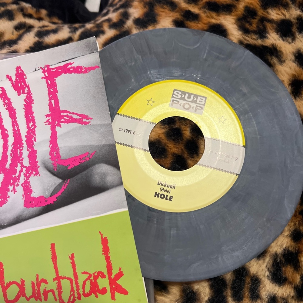 HOLE single dicknail burnblack 7” inch Vinyl Record 1991 - Picture 3 of 3